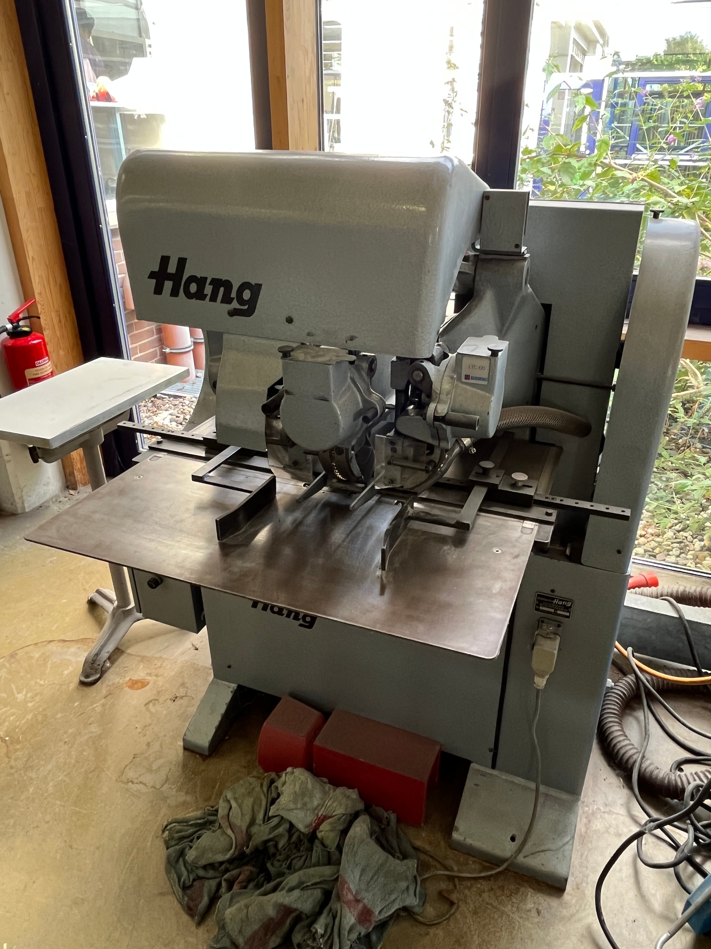 Triple Eyeletting Machine HANG 87 F