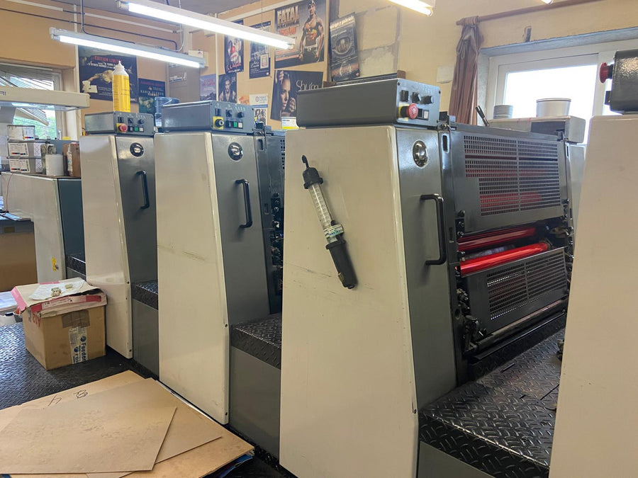 2001 KOMORI L 428