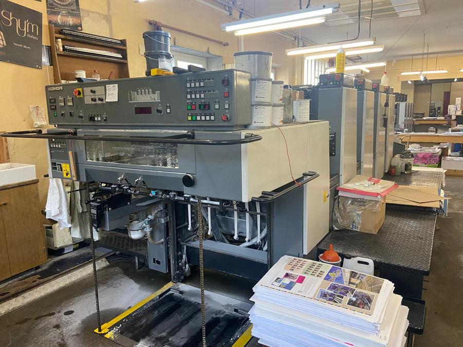 2001 KOMORI L 428