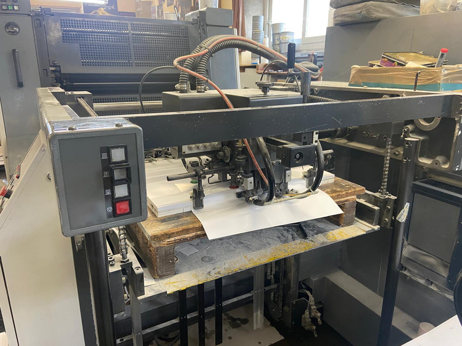 2001 KOMORI L 428